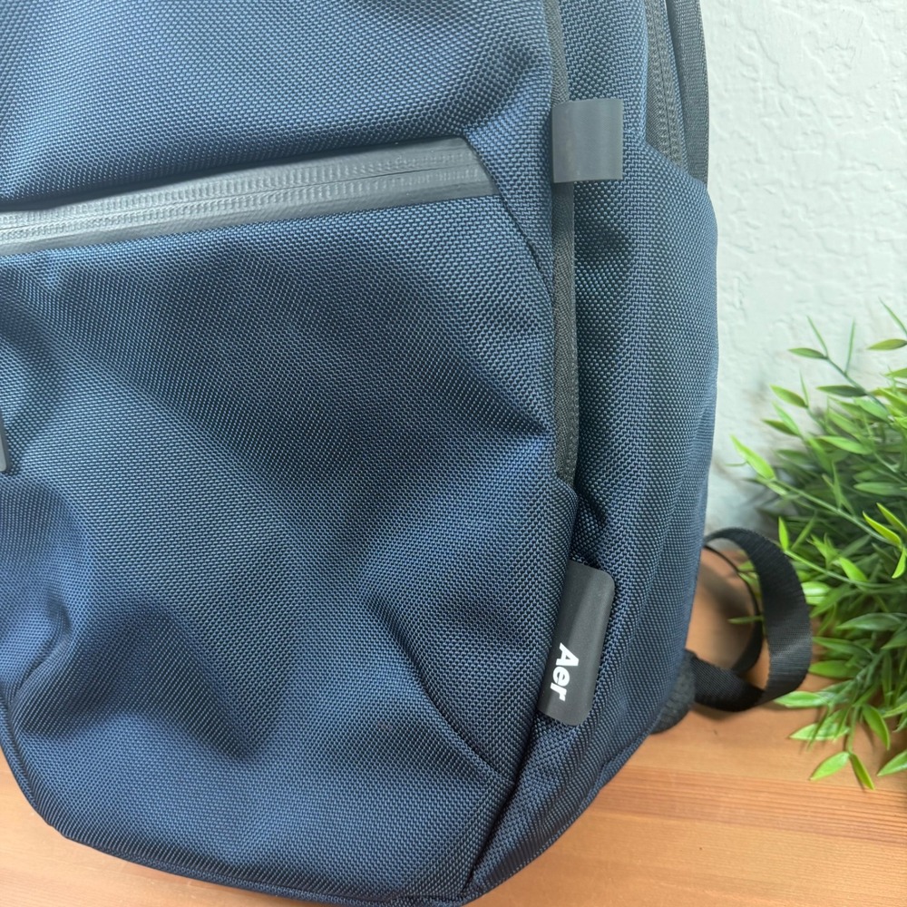 Aer City Pack 2 in Navy 16L like-new - Picture 10 of 13